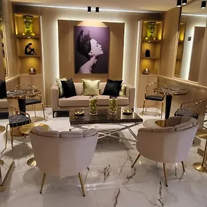 Otel Le Fouquet's, Cannes