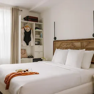 Hotell Yelo Belle Epoque Powered By Sonder, Cannes